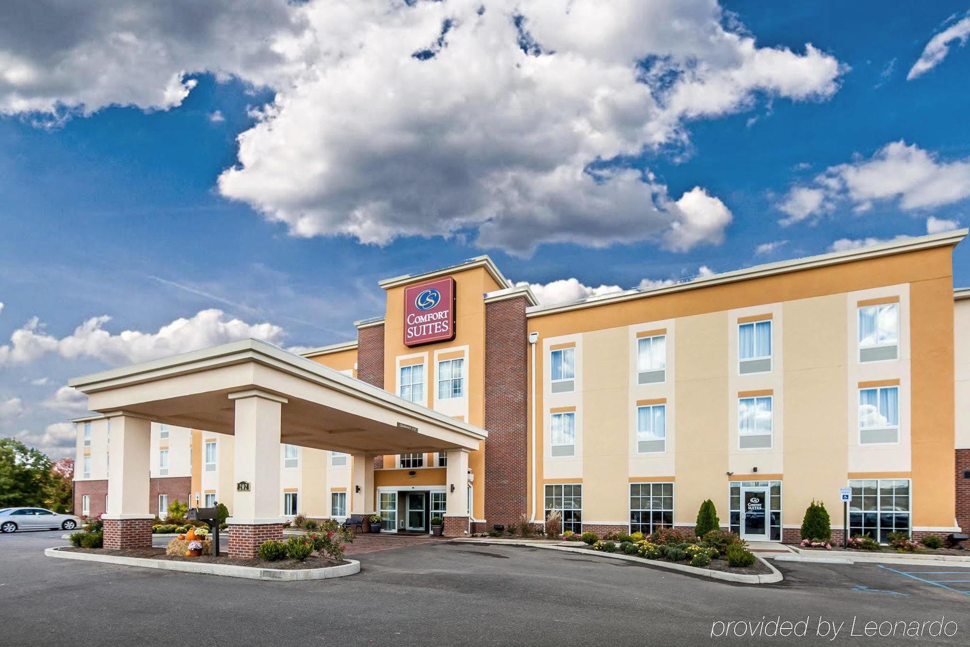 Comfort Suites Marietta-Parkersburg Exterior foto